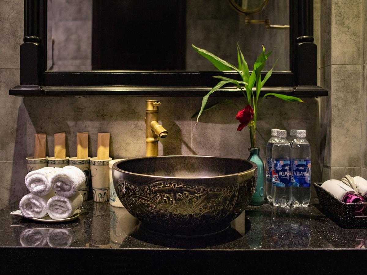The Blue Alcove Hotel Hoi An Bagian luar foto