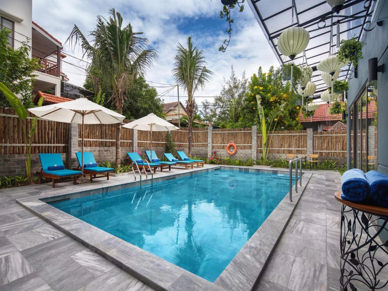 The Blue Alcove Hotel Hoi An Bagian luar foto